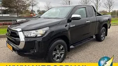 Zwart Gebruikt 2022 Toyota HiLux Pickup | € 39.500 (Eerlijke prijs)
