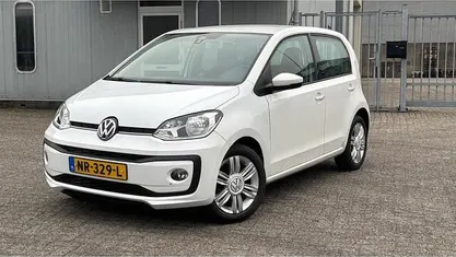 Occasion 2017 VW up! high up! Hatchback | € 4.750 (Eerlijke prijs)
