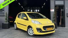 Geel Gebruikt 2012 Peugeot 107 Active Hatchback | € 3.799 (Eerlijke prijs)