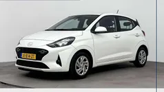 Atlas white Gebruikt 2024 Hyundai i10 Comfort Hatchback | € 16.400 (Eerlijke prijs)