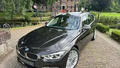 Bruin Gebruikt 2018 BMW 330 Executive Stationwagen | € 18.888 (Super prijs)
