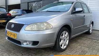 Grijs Gebruikt 2006 Fiat Croma Active Hatchback | € 750 (Super prijs)