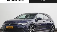 Blauw Gebruikt 2023 VW Golf VIII R-line Hatchback | € 32.895 (Eerlijke prijs)