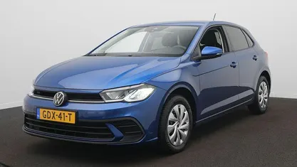 Blauw Gebruikt 2024 VW Polo Hatchback | € 18.900 (Goede deal)