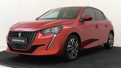 Rood Gebruikt 2021 Peugeot 208 Allure Hatchback | € 16.925 (Eerlijke prijs)