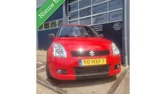 Rood Gebruikt 2009 Suzuki Swift Exclusive Hatchback | € 4.400 (Eerlijke prijs)
