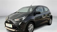Grijs Gebruikt 2021 Toyota Aygo Hatchback | € 11.250 (Eerlijke prijs)