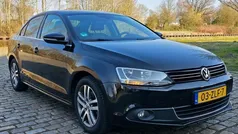 Zwart Gebruikt 2013 VW Jetta Executive Sedan | € 7.449 (Eerlijke prijs)