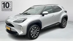 Grijs Gebruikt 2024 Toyota Yaris Cross Edition SUV | € 29.850 (Eerlijke prijs)