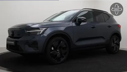 Blauw (metallic) Occasion 2025 Volvo EX40 Ultra SUV | € 47.900 (Eerlijke prijs)