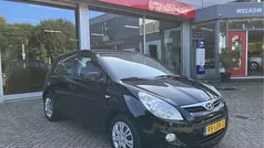 Zwart Gebruikt 2010 Hyundai i20 Hatchback | € 3.900 (Eerlijke prijs)