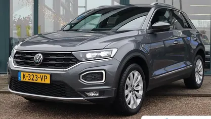 Grijs Gebruikt 2021 VW T-Roc Sportline SUV | € 24.395 (Eerlijke prijs)