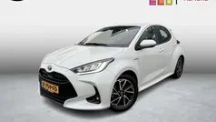 Gebruikt 2020 Toyota Yaris Hybrid Hatchback | € 19.999 (Eerlijke prijs)