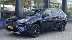 Blauw Gebruikt 2020 Toyota RAV4 SUV | € 33.900 (Eerlijke prijs)