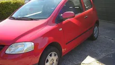 Rood Gebruikt 2006 VW Fox Hatchback | € 1.550 (Eerlijke prijs)
