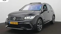 Zwart Gebruikt 2023 VW Tiguan R-line SUV | € 39.900 (Eerlijke prijs)