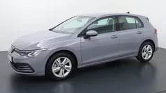 Gebruikt 2024 VW Golf VIII Life Hatchback | € 28.440 (Eerlijke prijs)