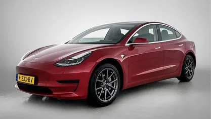 Occasion 2020 Tesla Model 3 Standard Range Sedan | € 19.695 (Goede deal)