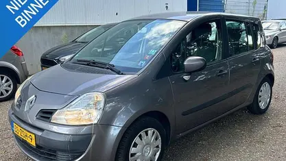 Occasion Renault Grand Modus Expression 75 PK (55 kW) 2009 Grijs MPV