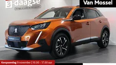 Oranje Gebruikt 2023 Peugeot 2008 Allure SUV | € 22.440 (Eerlijke prijs)