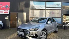 Grijs Gebruikt 2023 Hyundai i30 Hatchback | € 18.450 (Super prijs)