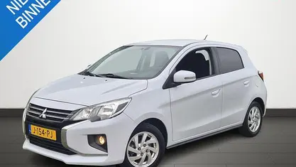 Wit Occasion 2020 Mitsubishi Space Star Hatchback | € 11.949 (Eerlijke prijs)