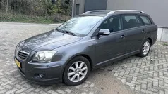 Grijs Gebruikt 2007 Toyota Avensis Luna Stationwagen | € 3.300 (Eerlijke prijs)