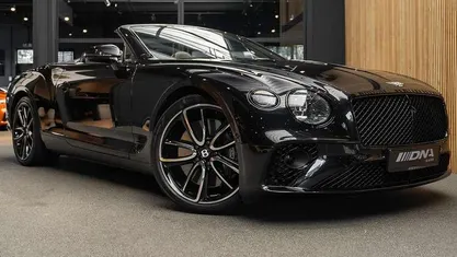 Zwart (metallic) Occasion 2021 Bentley Continental GT Convertible Cabriolet | € 214.995 (Goede deal)