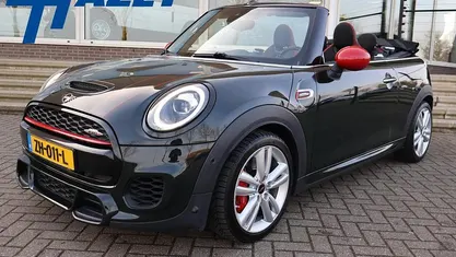 Occasion Mini John Cooper Works Cabriolet 232 PK (170 kW) 2019 Groen Cabriolet