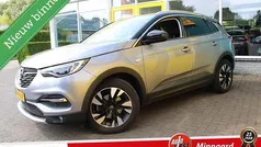 Grijs Gebruikt 2018 Opel Grandland X Innovation SUV | € 14.900 (Super prijs)