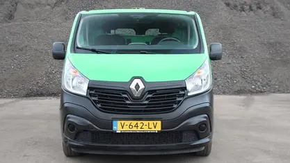 Occasion 2018 Renault Trafic Komfort MPV | € 9.750 (Super prijs)