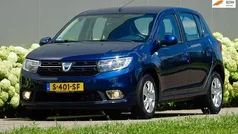 Gebruikt 2017 Dacia Sandero Lauréate Hatchback | € 7.440 (Eerlijke prijs)