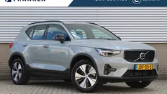 Grijs Gebruikt 2023 Volvo XC40 Plus SUV | € 43.495 (Eerlijke prijs)