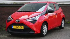 Rood Gebruikt 2021 Toyota Aygo Hatchback | € 9.950 (Goede deal)