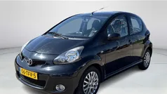 Zwart Gebruikt 2012 Toyota Aygo Comfort Hatchback | € 8.950 (Eerlijke prijs)