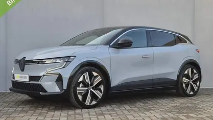 Occasion 2023 Renault Megane E-Tech Iconic Hatchback | € 26.935 (Eerlijke prijs)