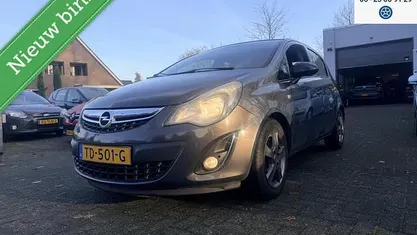 Grijs (metallic) Occasion 2014 Opel Corsa Hatchback | € 3.950 (Eerlijke prijs)