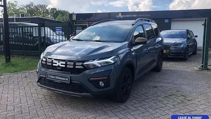 Grijs Gebruikt 2024 Dacia Jogger Extreme MPV | € 24.999 (Eerlijke prijs)