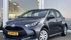 Grijs Gebruikt 2023 Toyota Yaris Active Hatchback | € 19.400 (Eerlijke prijs)