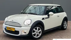 Gebruikt 2011 Mini Cooper Business Hatchback | € 7.895 (Eerlijke prijs)