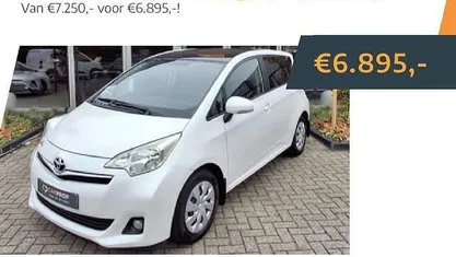 Gebruikt 2012 Toyota Verso-S MPV | € 6.895 (Eerlijke prijs)