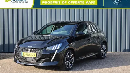 Zwart Occasion 2021 Peugeot 208 GT-line Hatchback | € 15.940 (Eerlijke prijs)