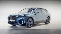Blauw Gebruikt 2022 BMW iX Executive SUV | € 63.795 (Goede deal)