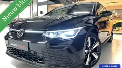 Zwart Gebruikt 2021 VW Golf VIII GTE Hatchback | € 25.750 (Goede deal)