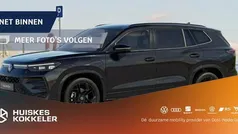 Deep black pearl Nieuw 2024 VW Tayron R-line Edition SUV | € 64.950 (Eerlijke prijs)