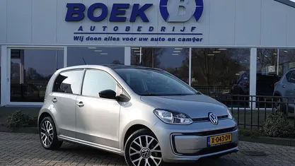 Occasion VW e-up! Style 61 kW (83 PK) 2023 Grijs Hatchback