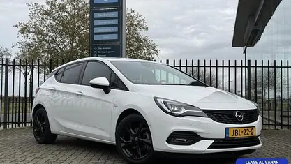 Occasion 2020 Opel Astra Business Hatchback | € 14.950 (Eerlijke prijs)