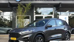 Grijs Gebruikt 2023 Ford Kuga ST-Line SUV | € 28.395 (Eerlijke prijs)