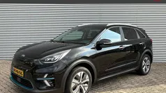Zwart, metallic lak Gebruikt 2021 Kia e-Niro SUV | € 21.995 (Super prijs)