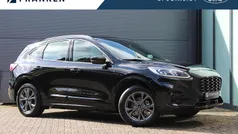 Zwart Gebruikt 2023 Ford Kuga ST-Line SUV | € 32.595 (Eerlijke prijs)